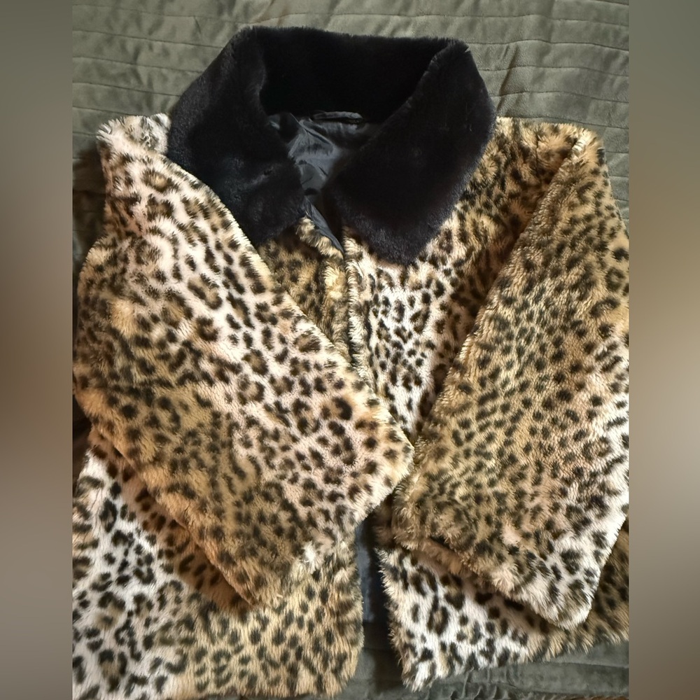 Girls faux fur coat